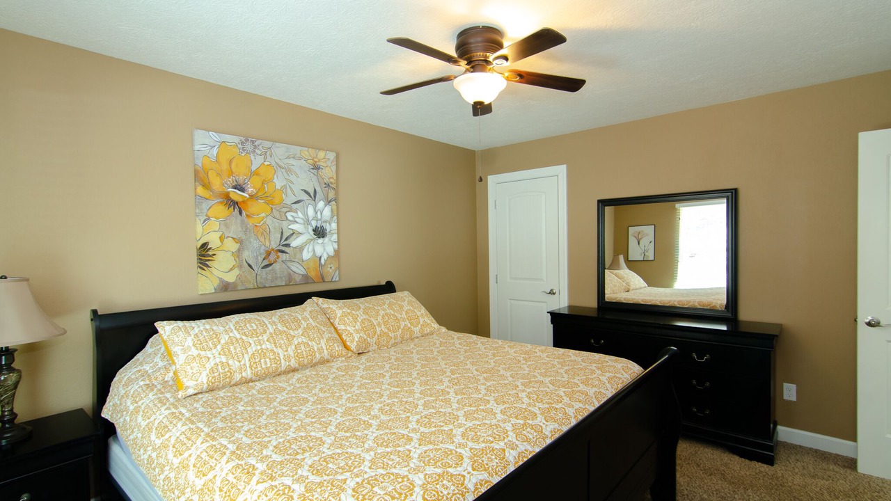 Photo of Bedroom in La Follette
