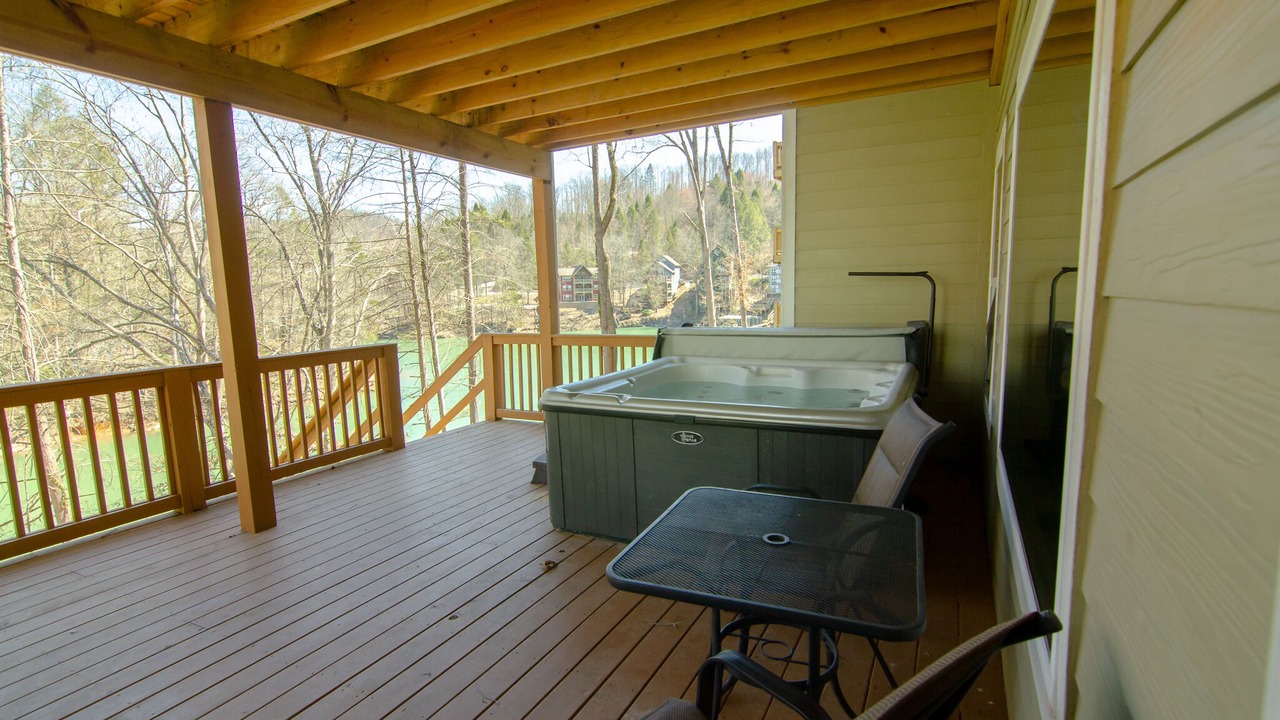 Photo of Patio Balcony in La Follette