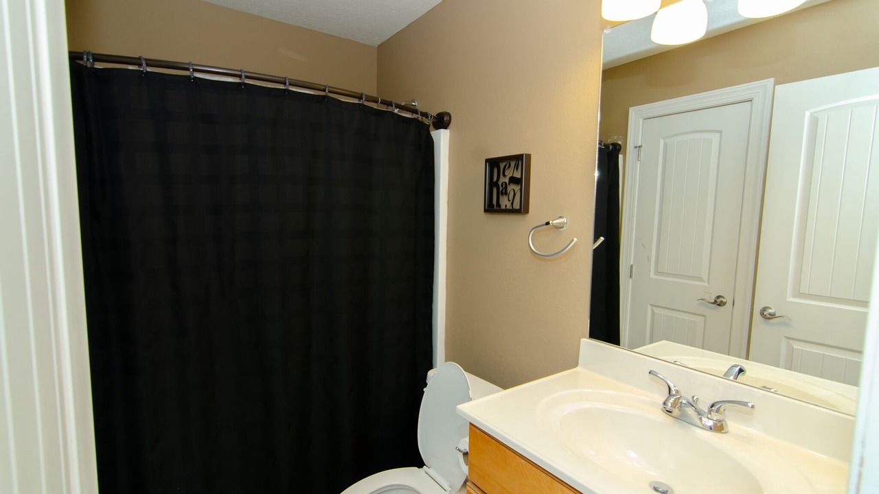 Photo of Bathroom in La Follette