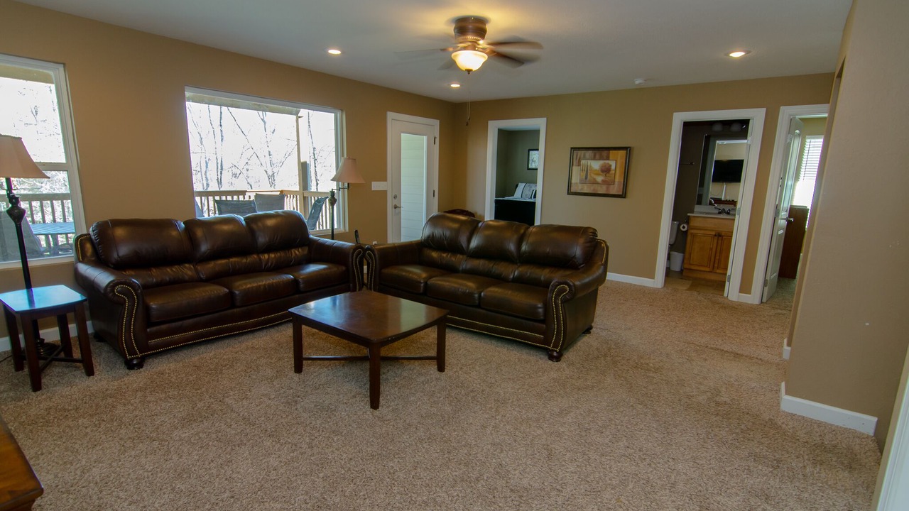 Photo of Livingroom in La Follette