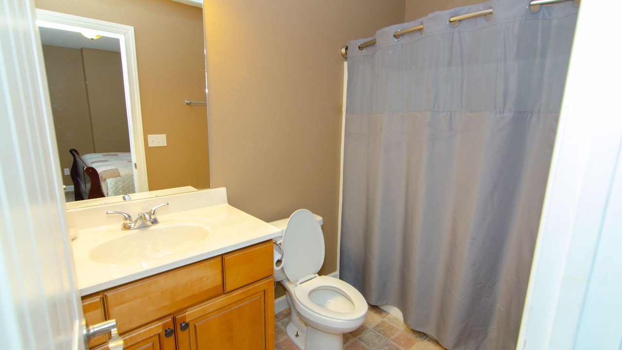 Photo of Bathroom in La Follette