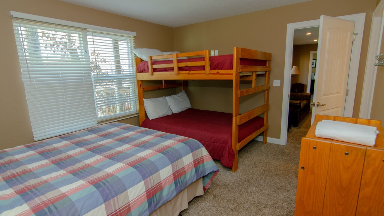 Photo of Bedroom in La Follette