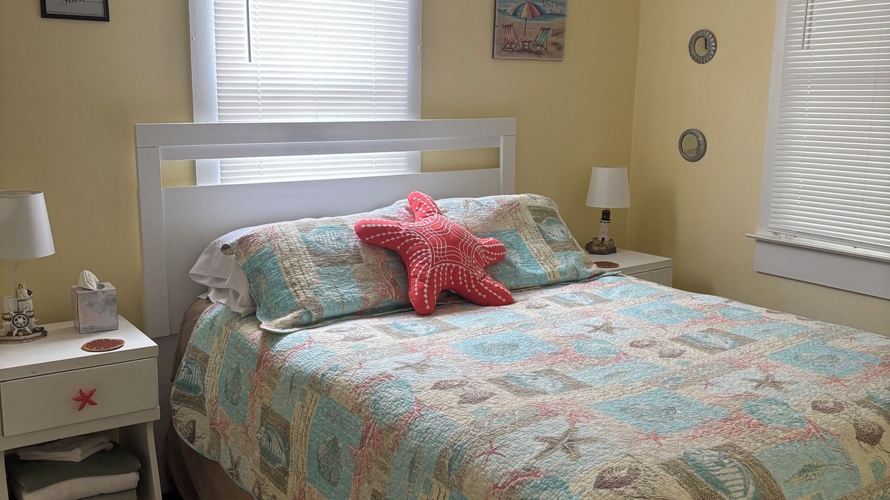 Photo of Bedroom in Colonial Beach