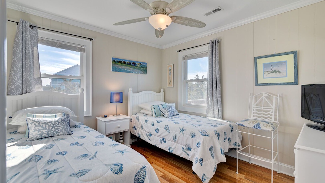 Photo of Bedroom in Rodanthe