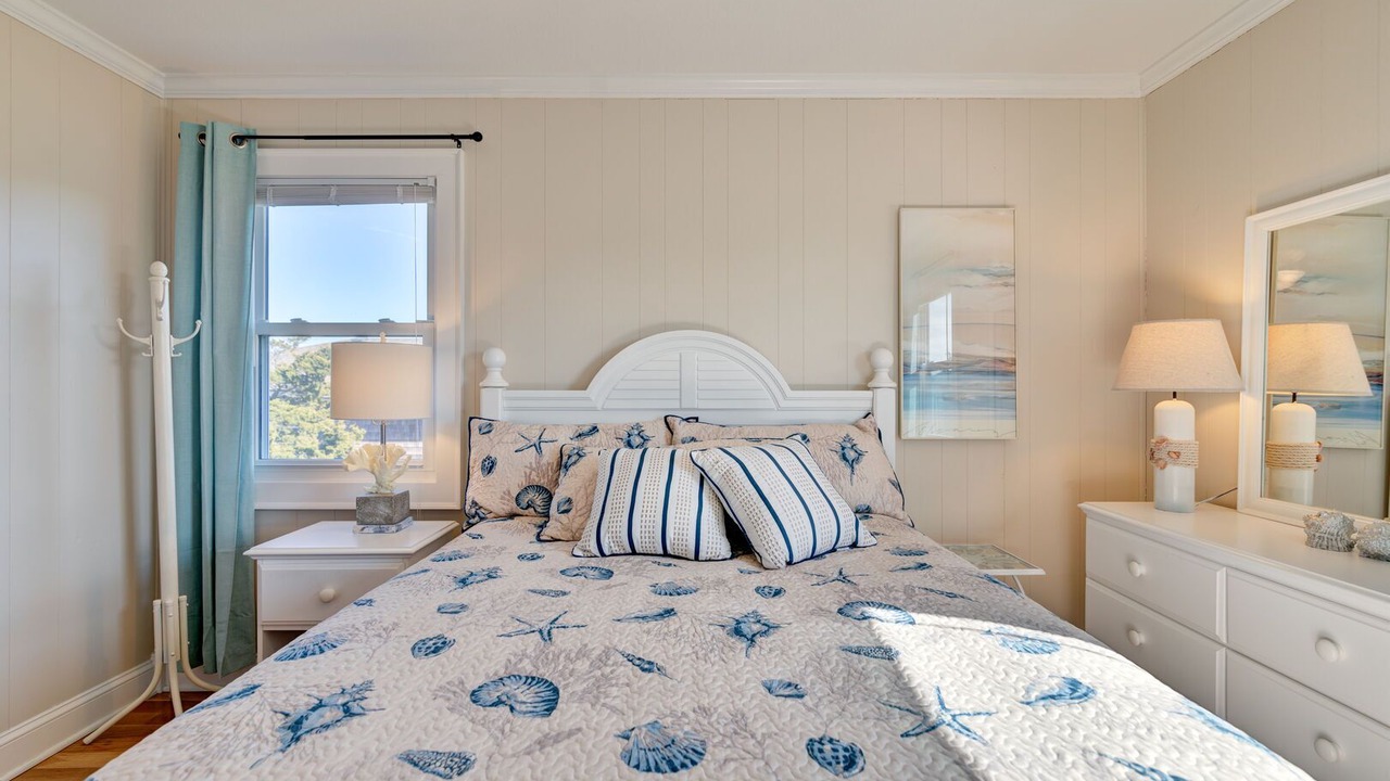Photo of Bedroom in Rodanthe