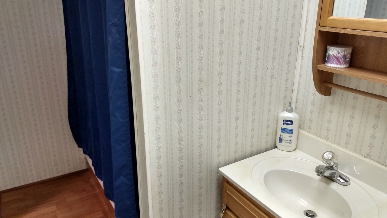 Photo of Bathroom in Allons