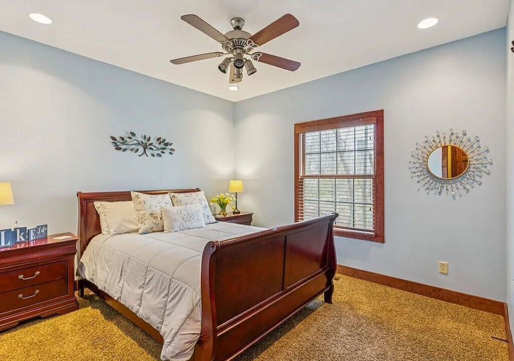 Photo of Bedroom in Scottsville