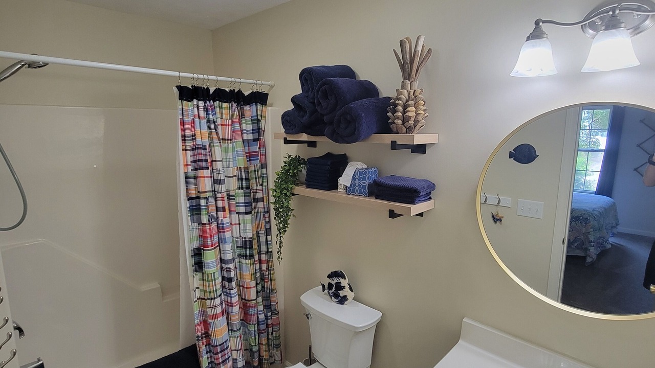 Photo of Bathroom in Tranquil Harbour