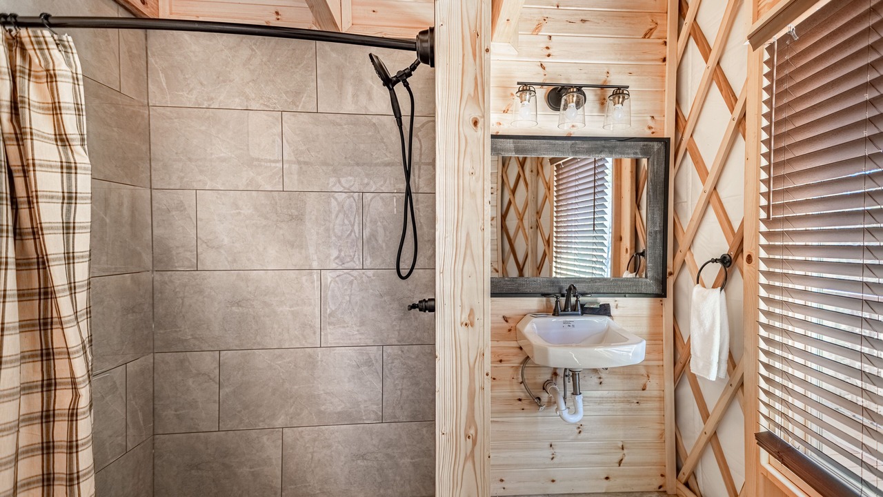 Photo of Bathroom in Pigeon Forge