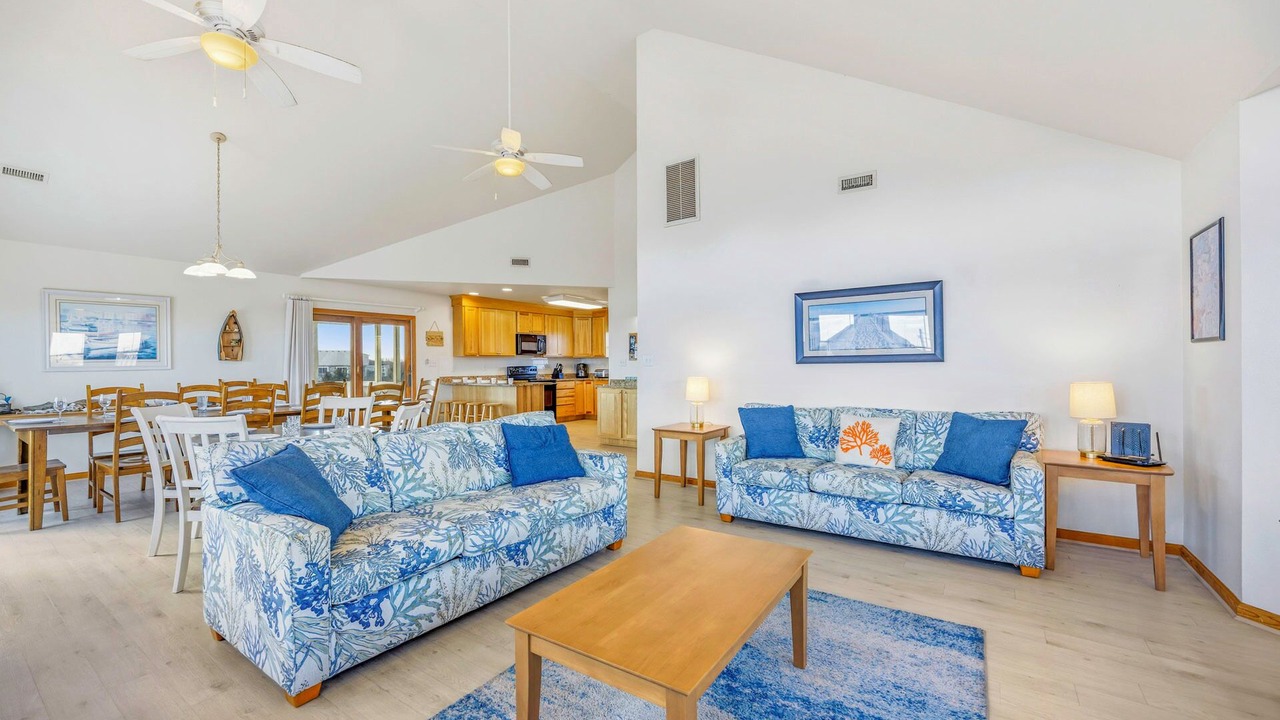 Photo of Bedroom in Waves