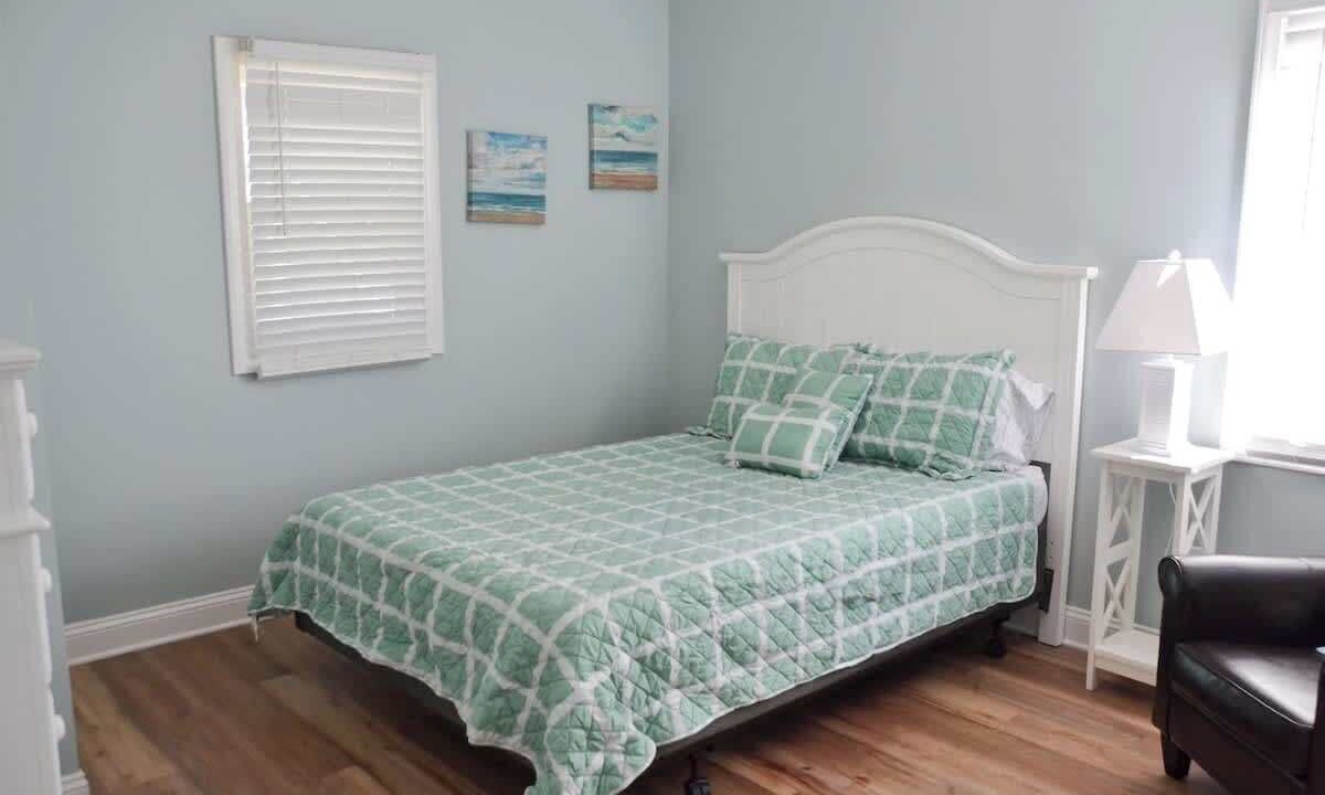 Photo of Bedroom in Harkers Island
