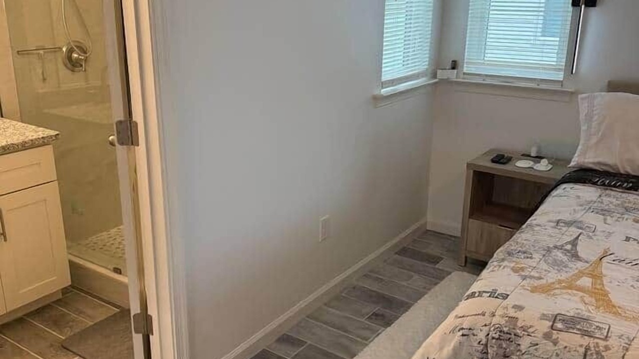 Photo of Bedroom in Buckroe Beach