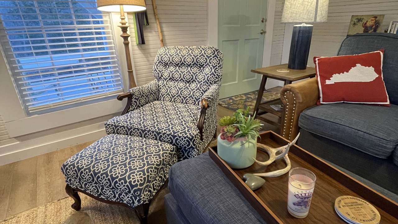 Photo of Livingroom in Chaplin