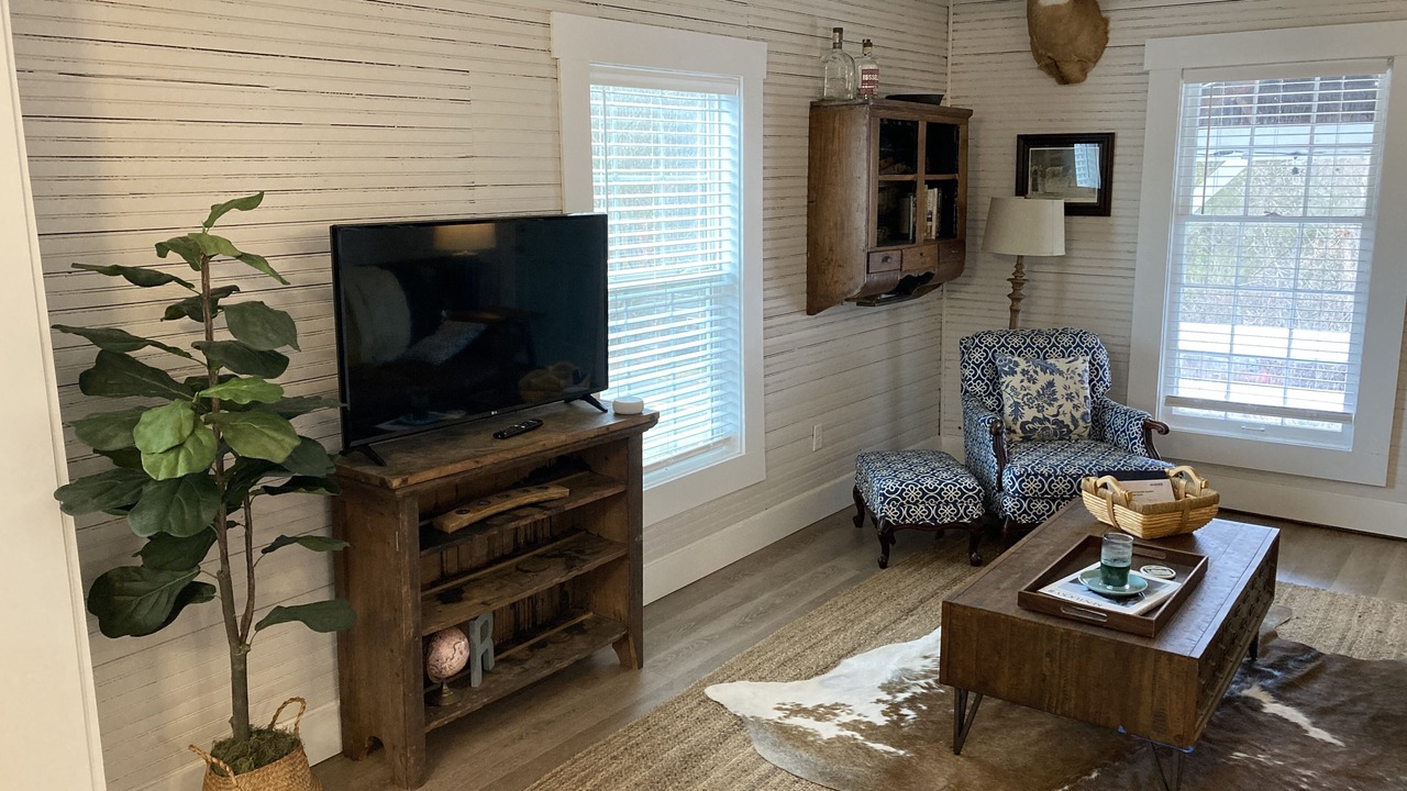 Photo of Livingroom in Chaplin