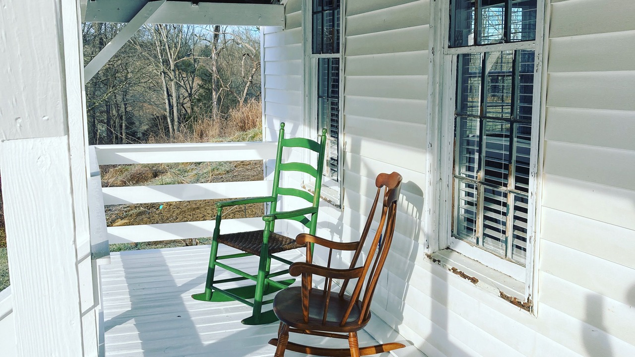 Photo of Patio Balcony in Chaplin