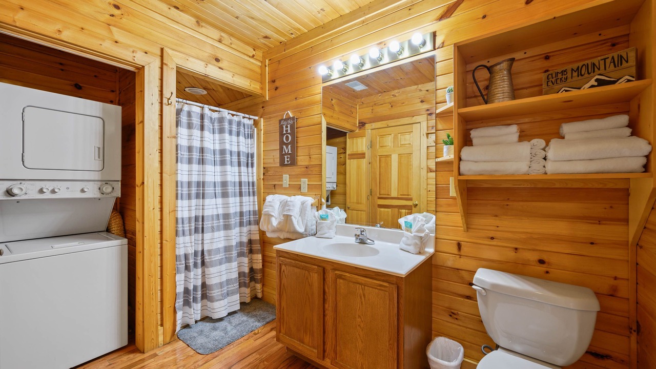 Photo of Bathroom in Gatlinburg