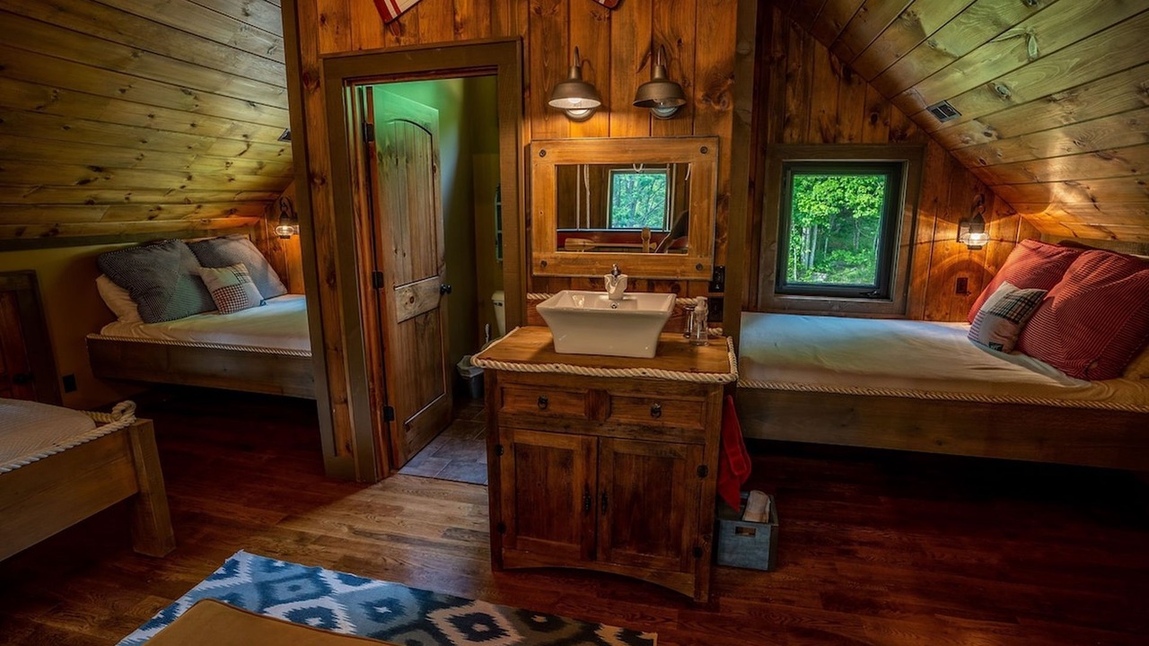 Photo of Bedroom in Goldbond