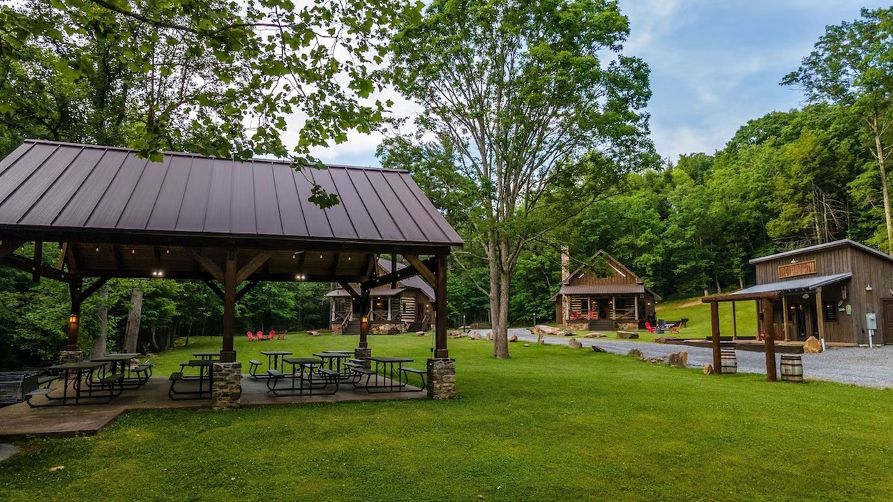 Photo of Outdoor in Goldbond