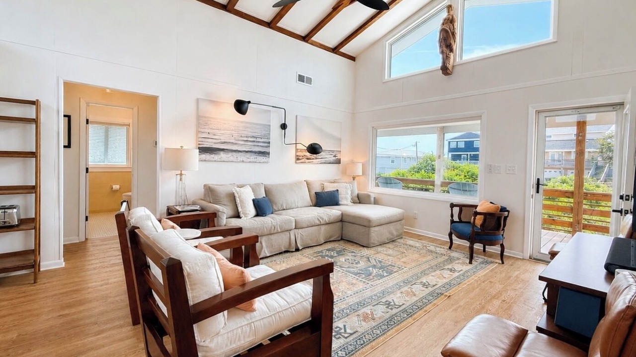 Photo of Livingroom in Surf City