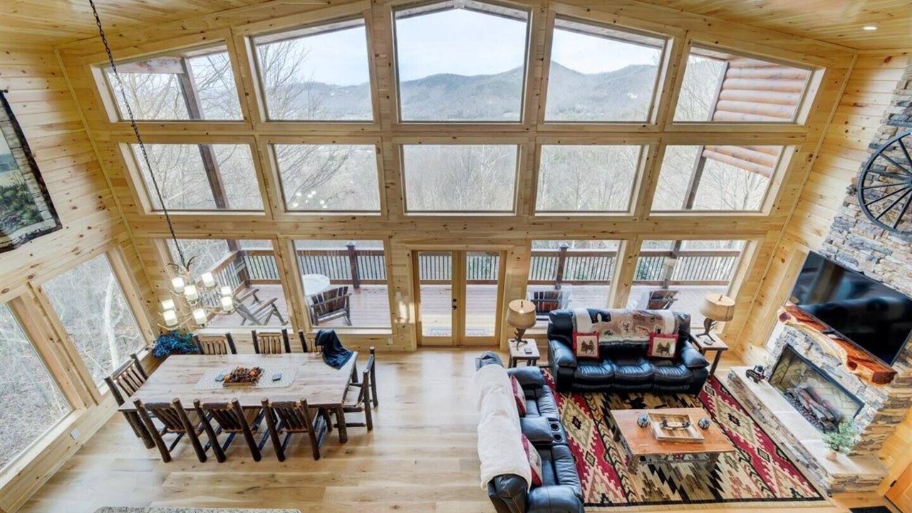 Photo of Livingroom in Smoky Mountains