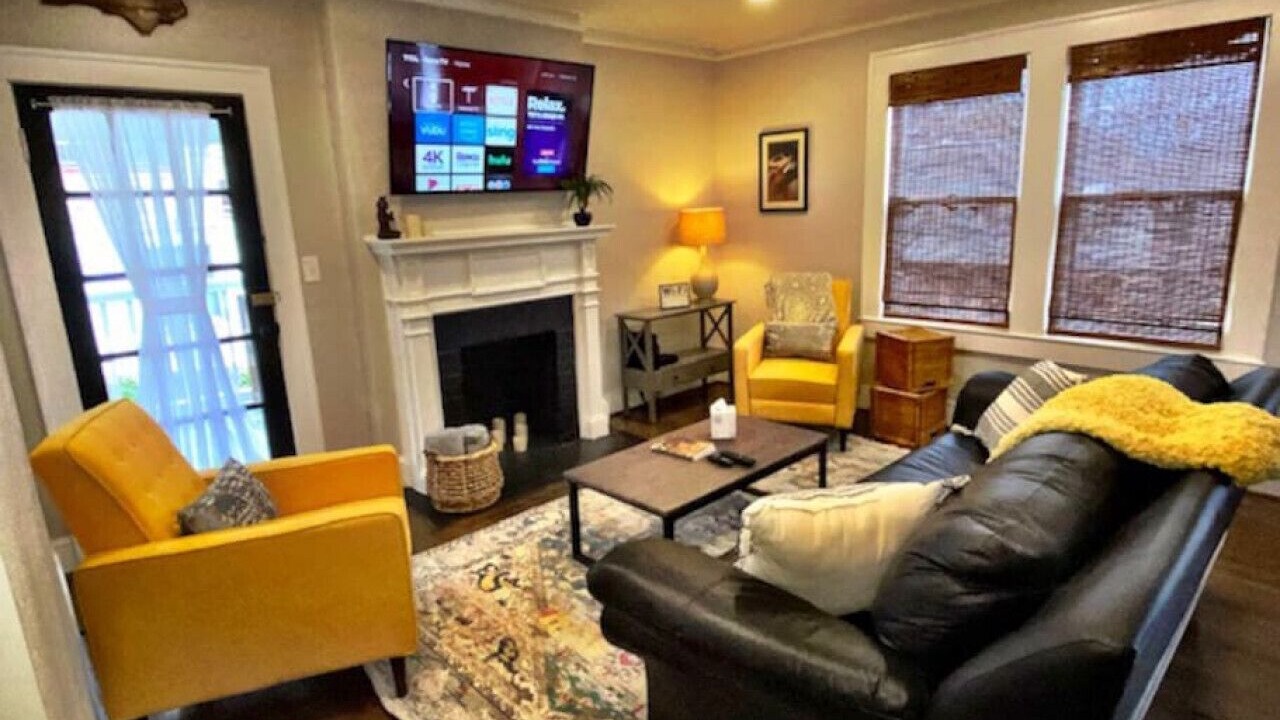 Photo of Livingroom in Winston - Salem