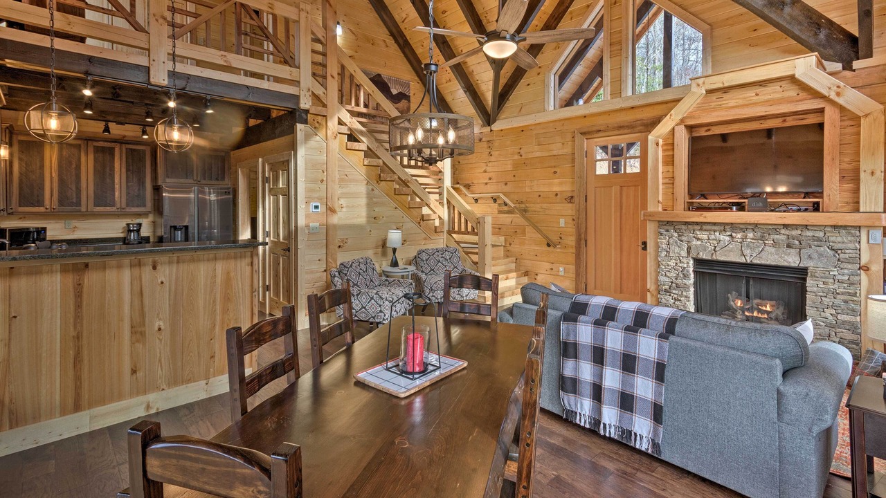 Photo of Livingroom in Bryson City