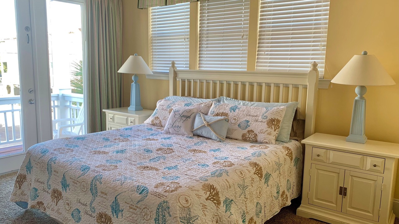 Photo of Bedroom in North Carolina Coast