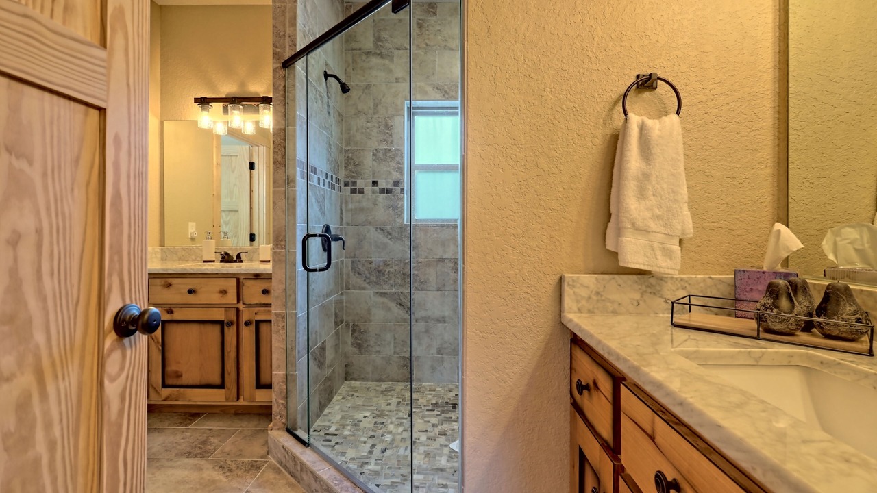 Photo of Bathroom in Murphy