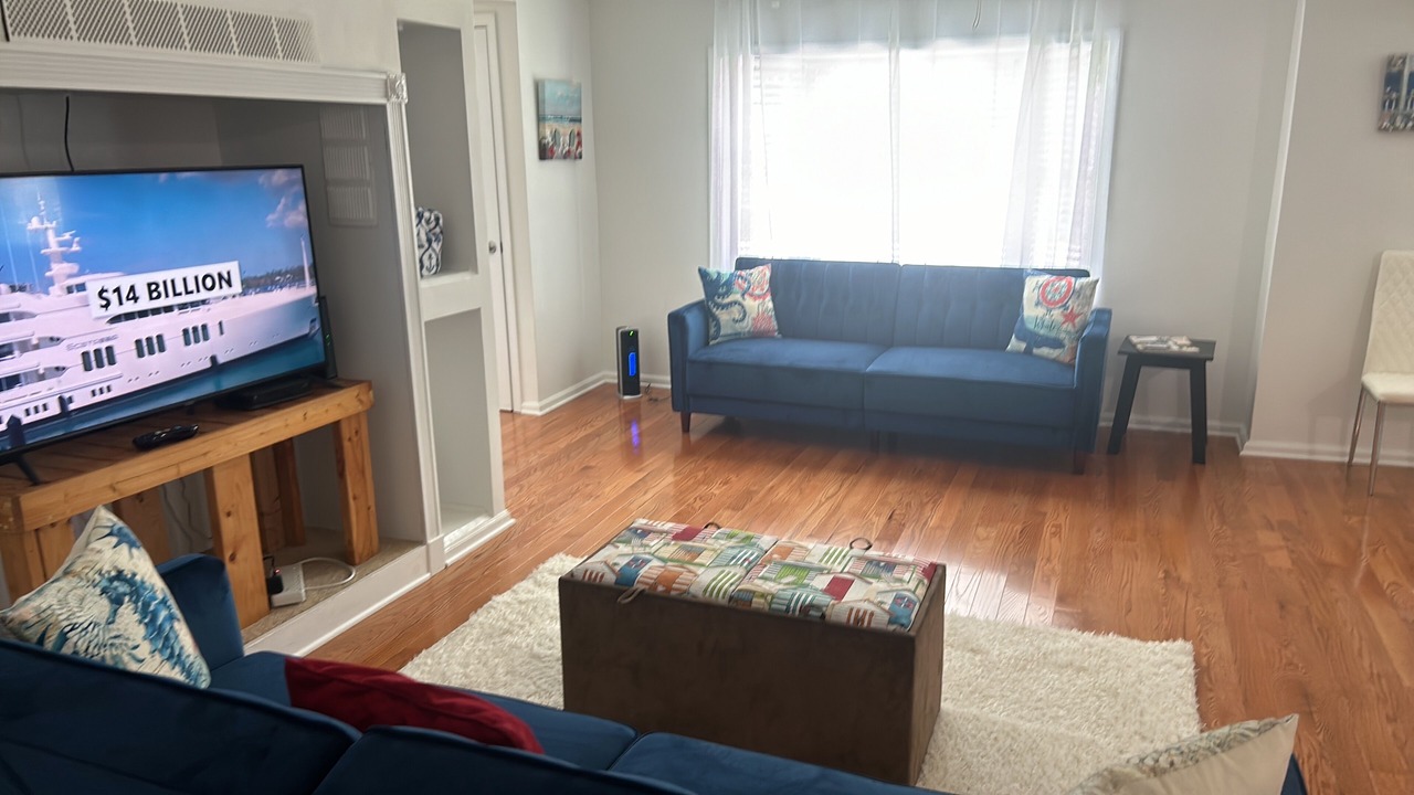 Photo of Livingroom in Issue