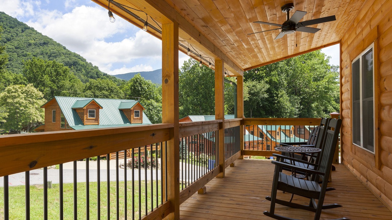 Photo of Others in Maggie Valley