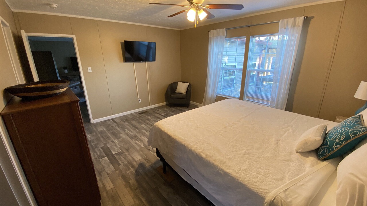 Photo of Bedroom in Sharps Chapel
