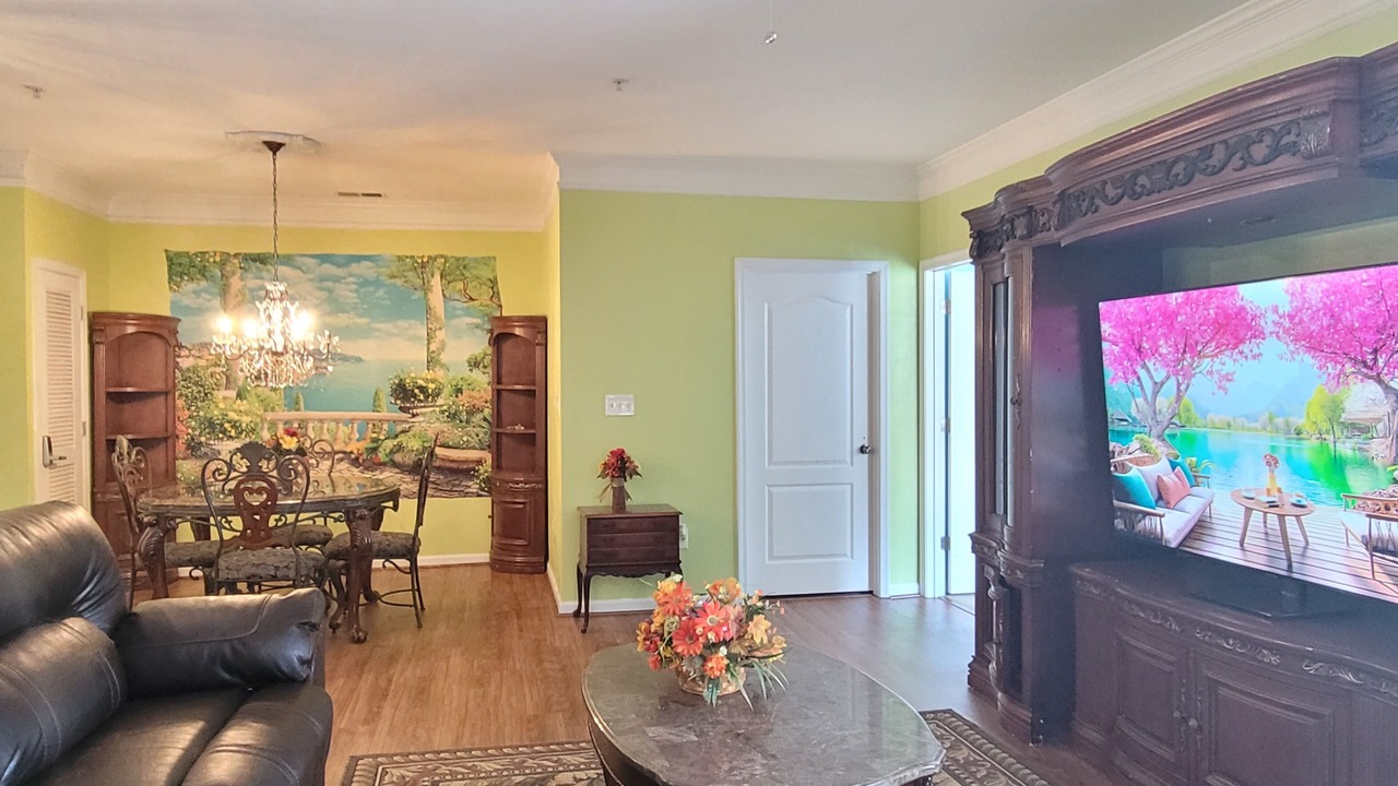 Photo of Livingroom in North Newport News