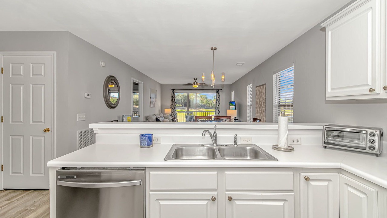 Photo of Bedroom in Pawleys Island