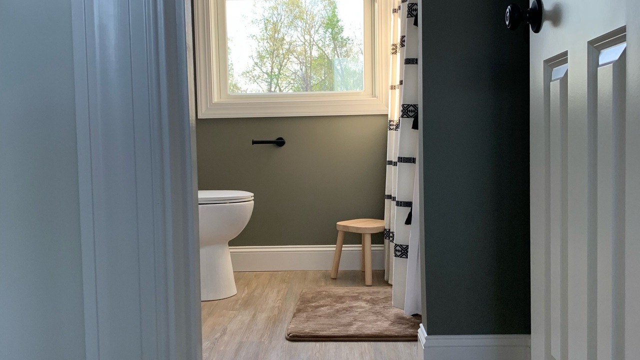 Photo of Bathroom in La Follette