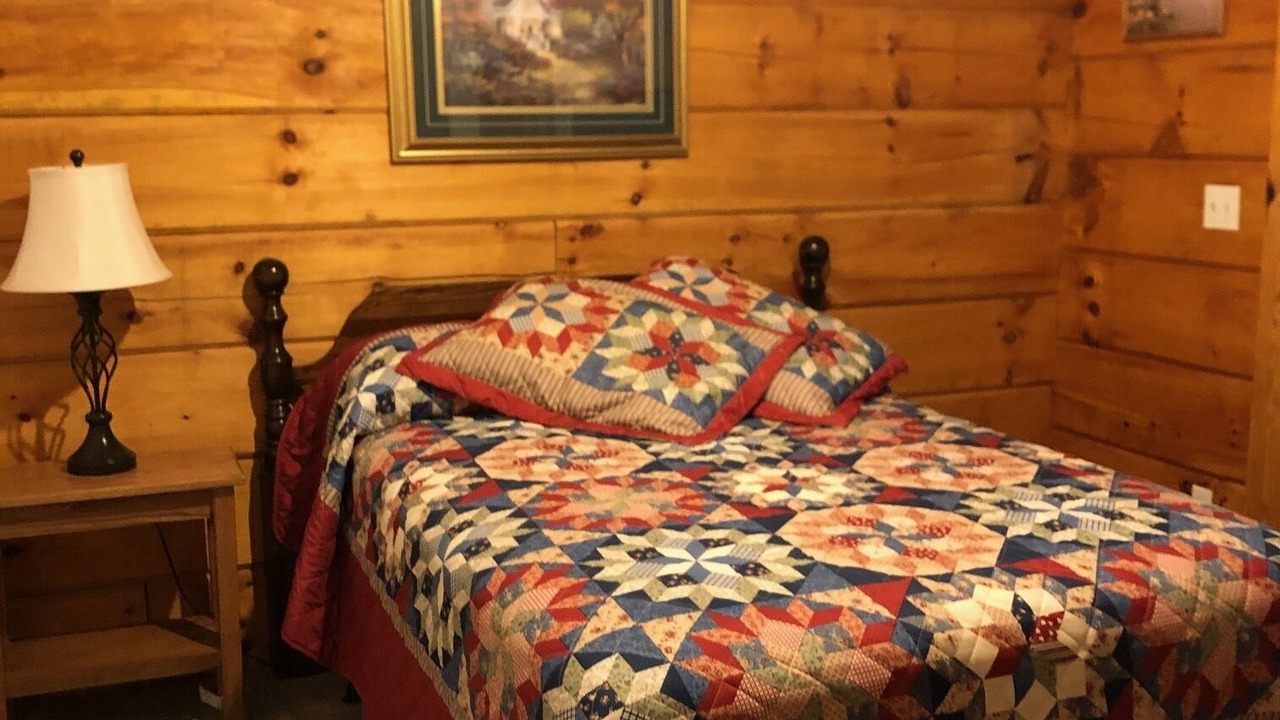 Photo of Bedroom in Oneida