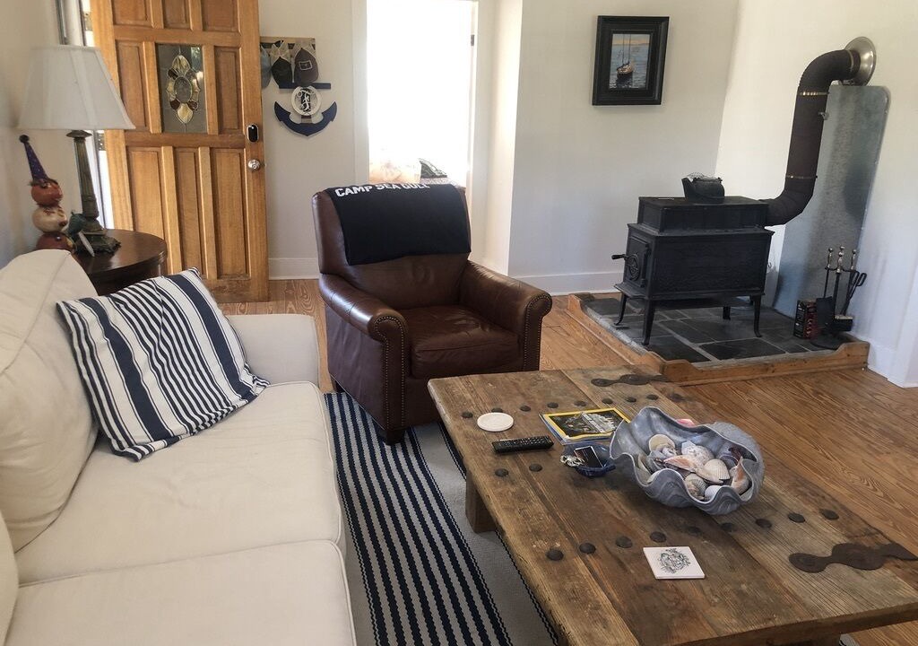 Photo of Livingroom in Morehead City