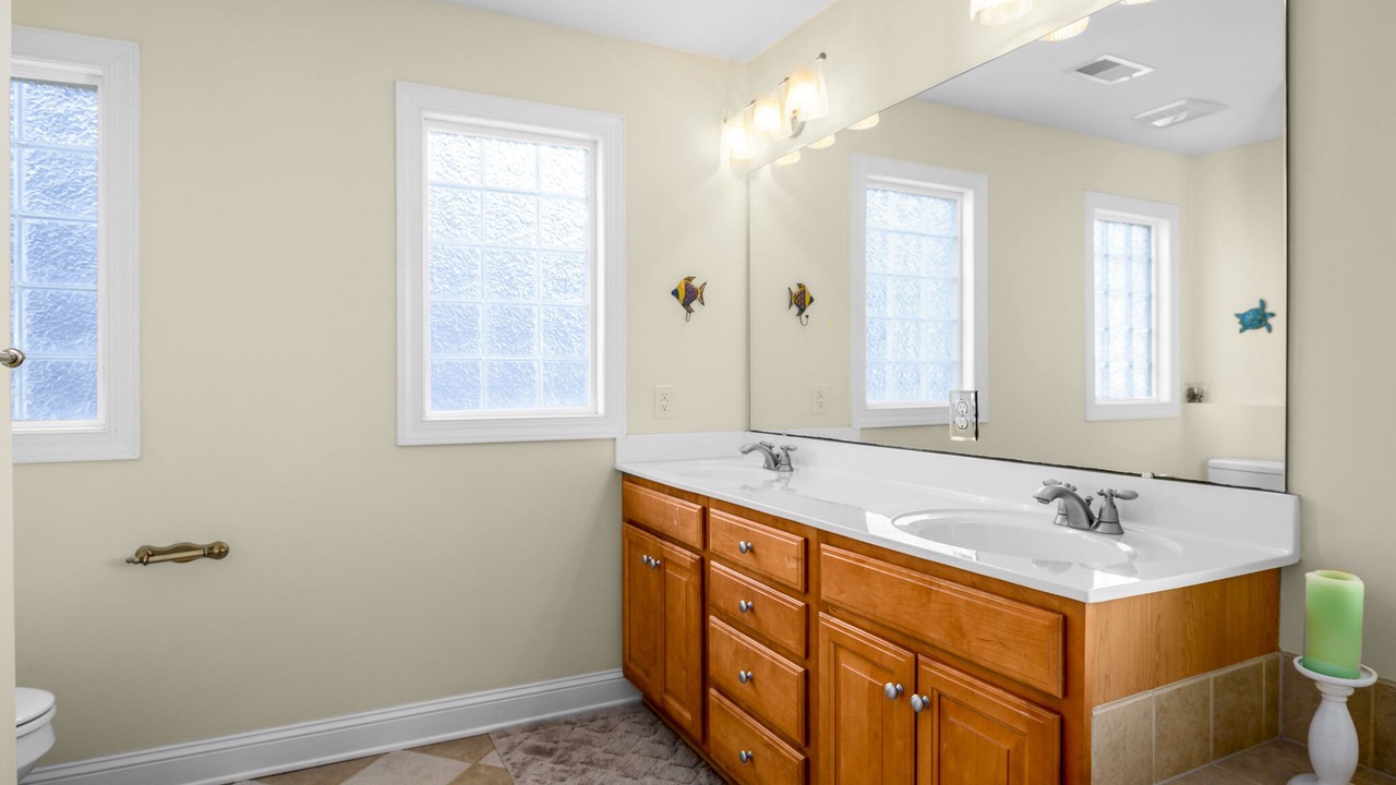 Photo of Bathroom in Holden Beach