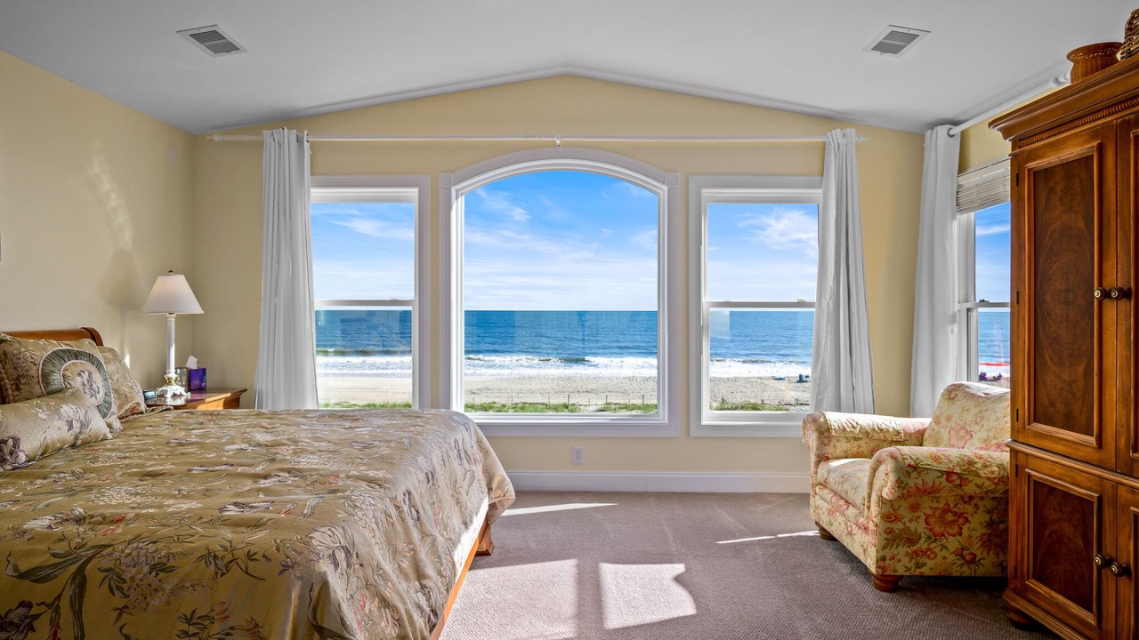Photo of Bedroom in Holden Beach