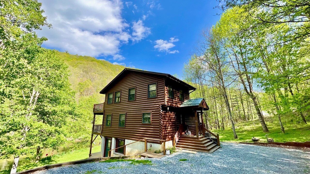 Photo of Others in Boone