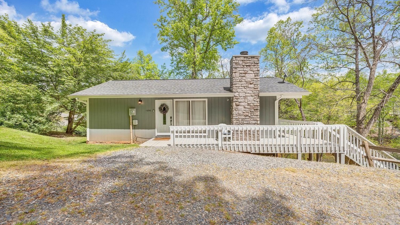 Photo of Outdoor in Moneta