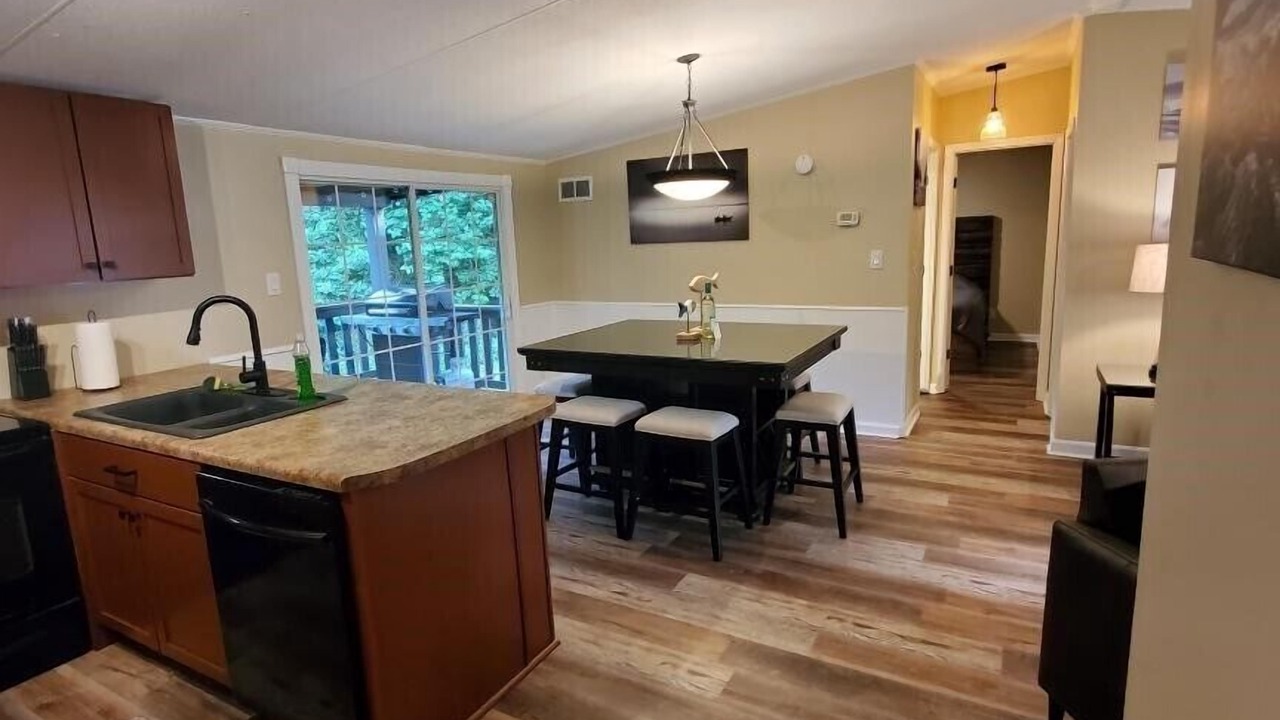 Photo of Kitchen in Byrdstown