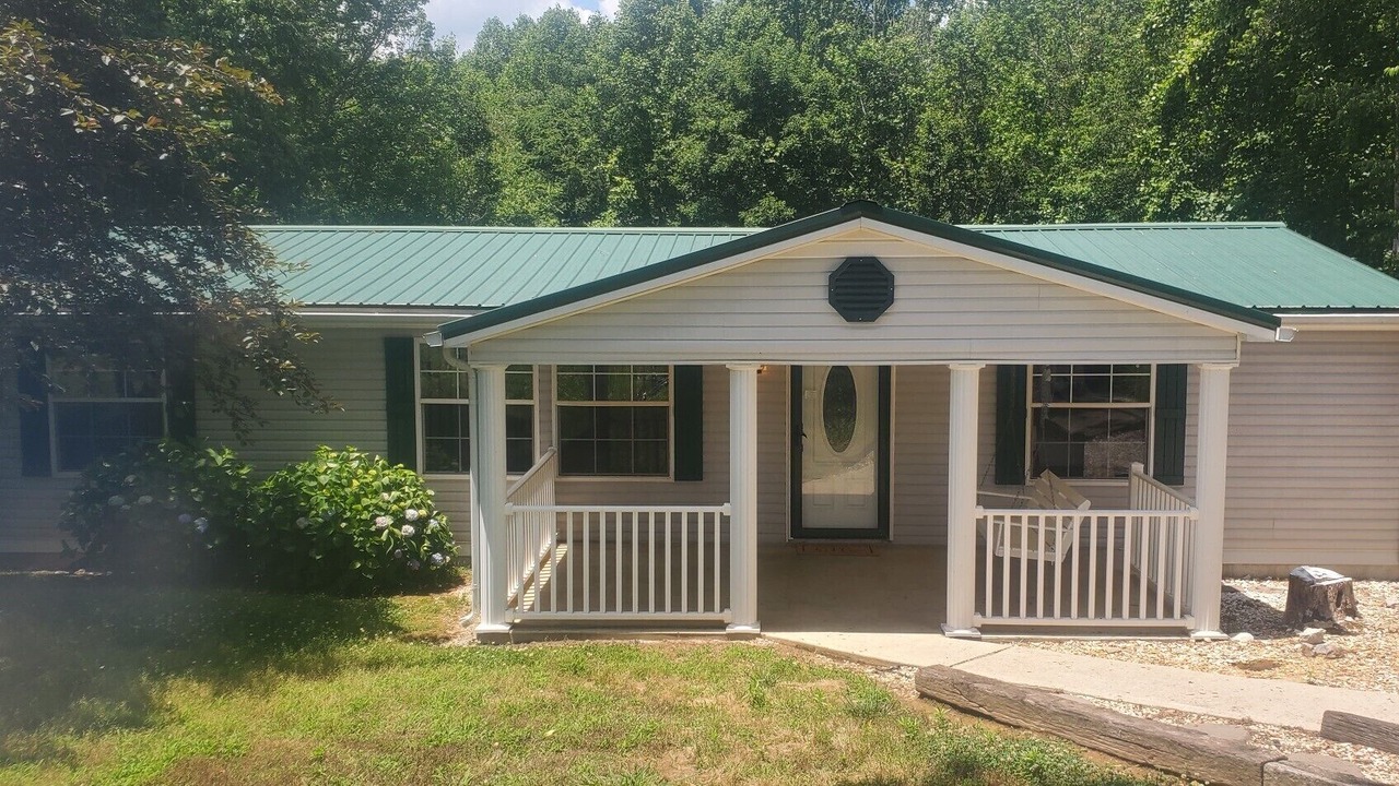 Photo of Outdoor in Byrdstown