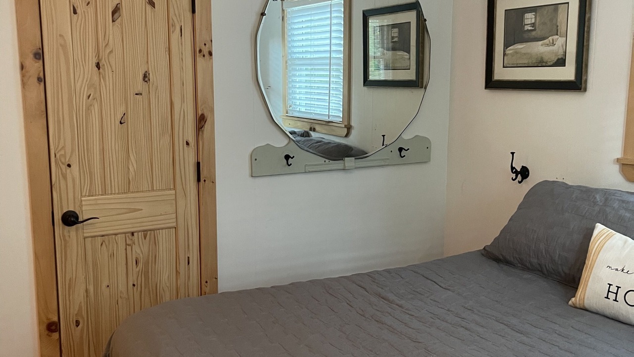 Photo of Bedroom in Reed Creek