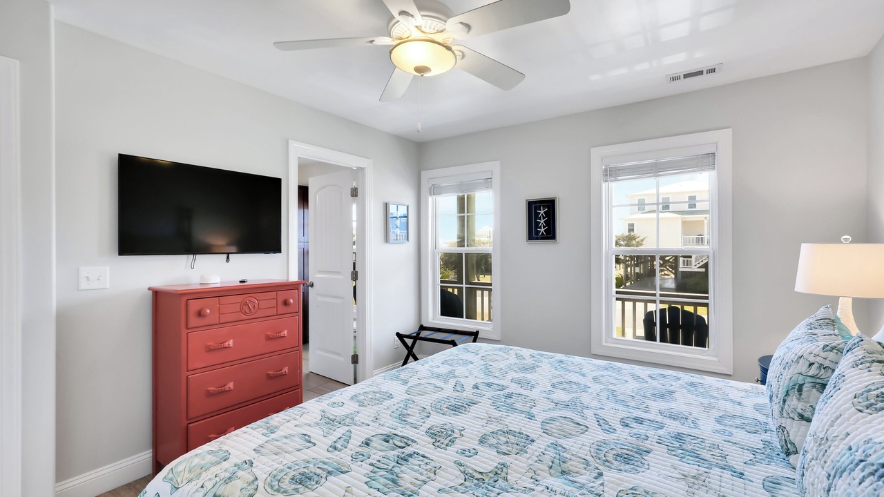 Photo of Bedroom in Long Beach