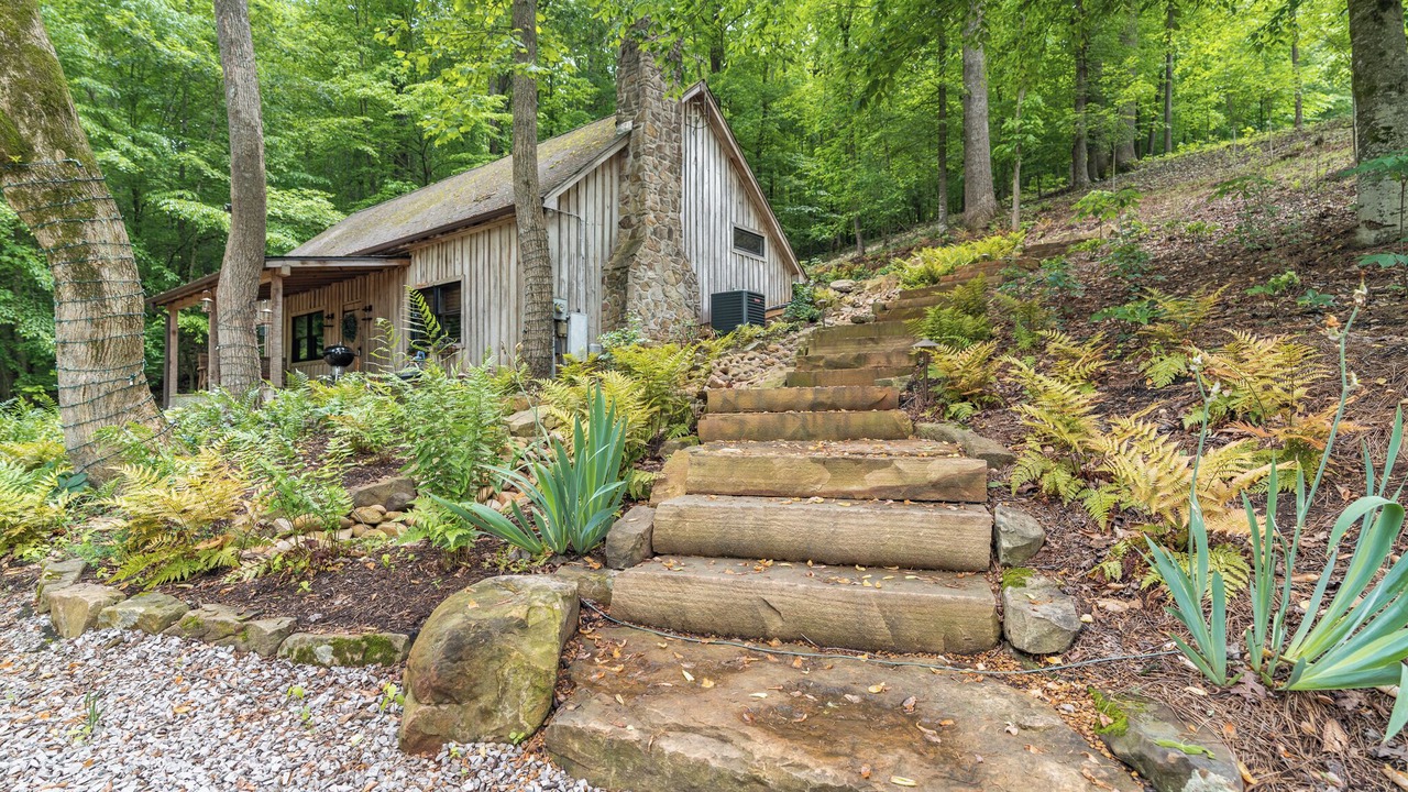 Photo of Outdoor in Ashley Oaks