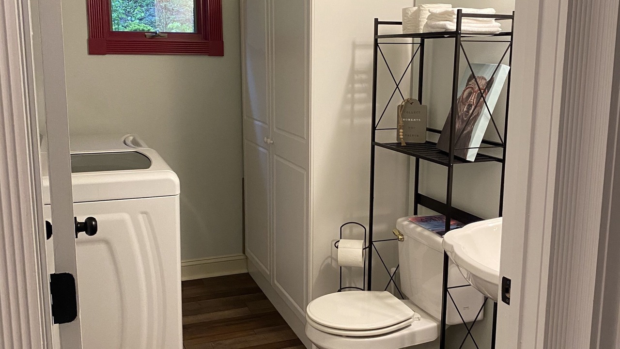 Photo of Bathroom in Todd