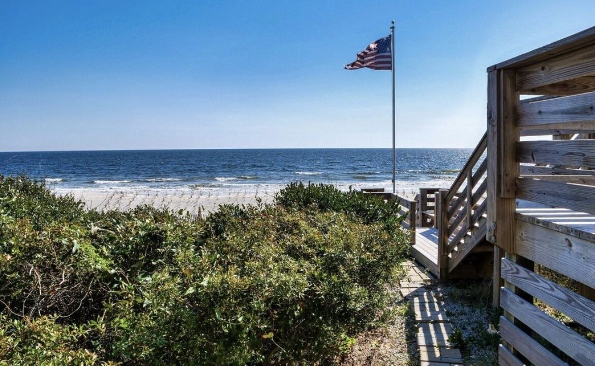 Photo of Others in Oak Island
