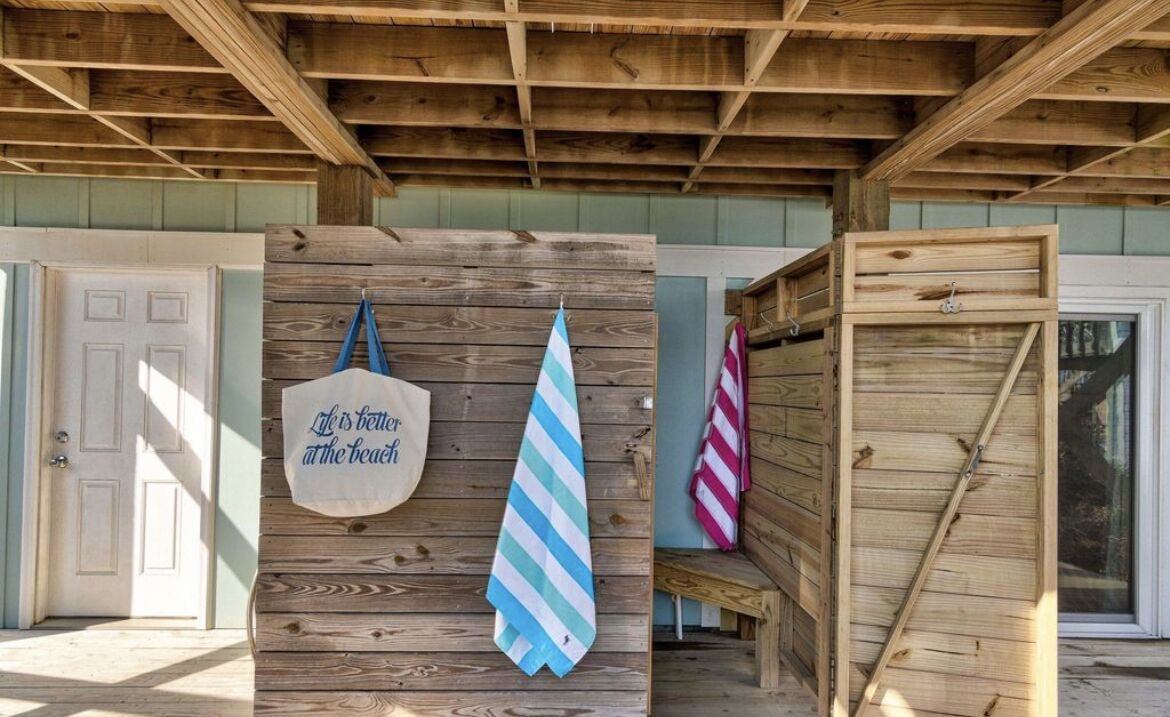 Photo of Outdoor in Oak Island