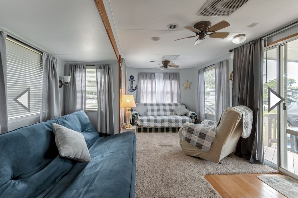 Photo of Livingroom in Sandbridge