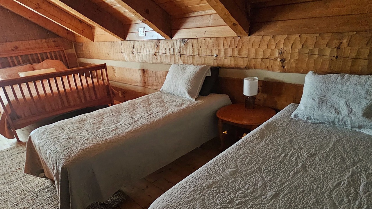 Photo of Bedroom in Bronston